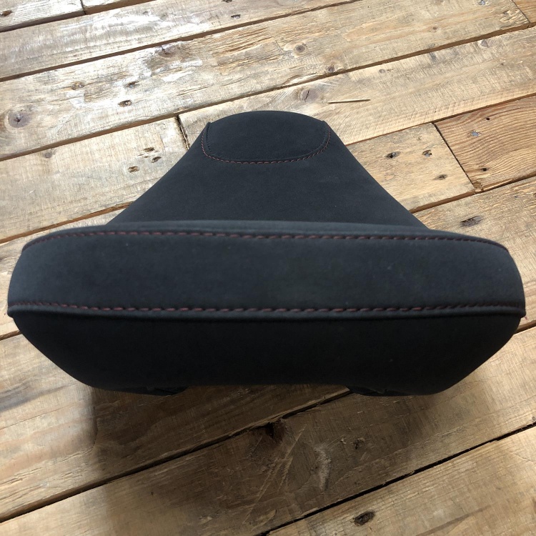 Indian Scout / Scout Sixty solo seat with custom cover